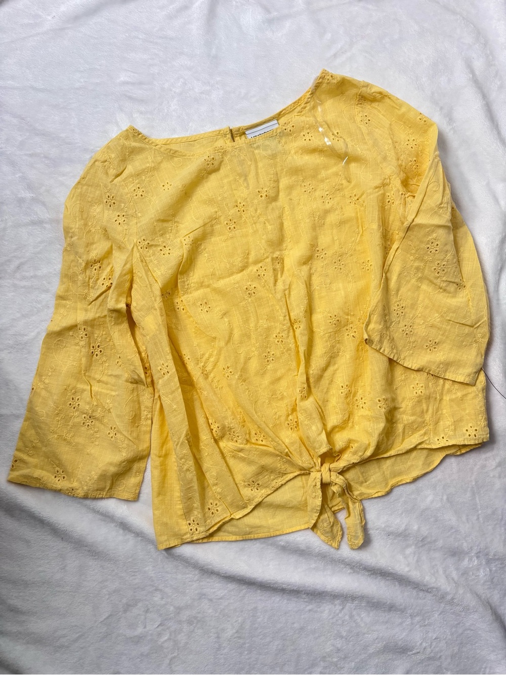 Liz Claiborne Yellow Eyelet Tie-Hem Blouse